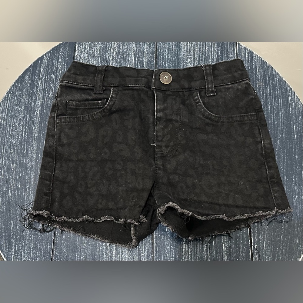 Art Class Leopard Print Shorts